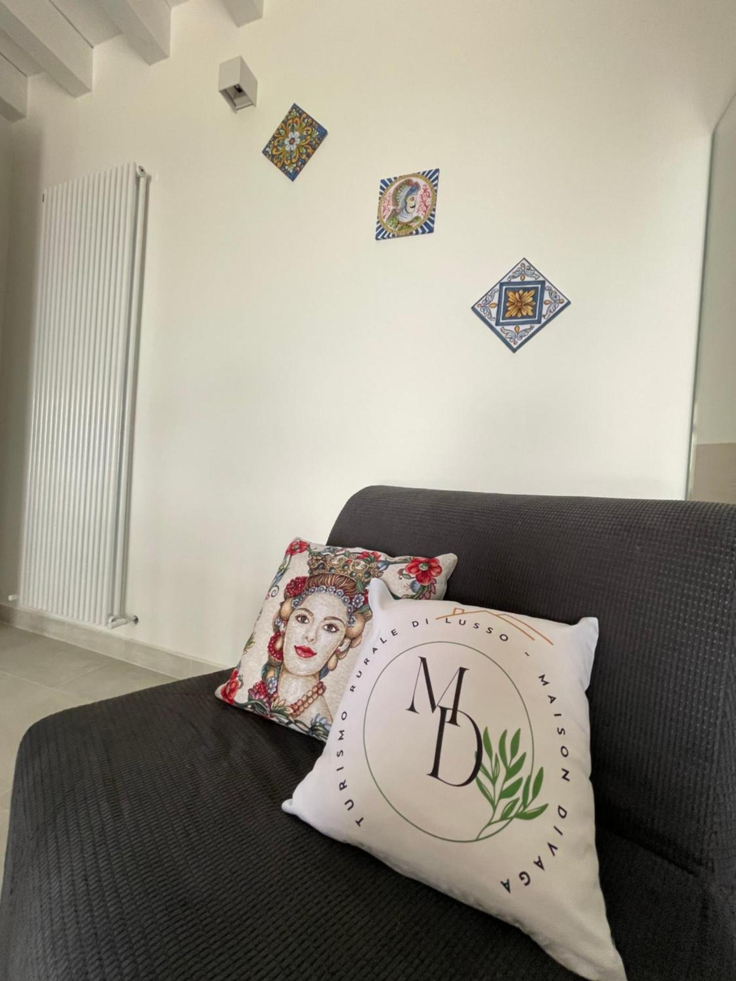 Fleri Maison Divaga מראה חיצוני תמונה